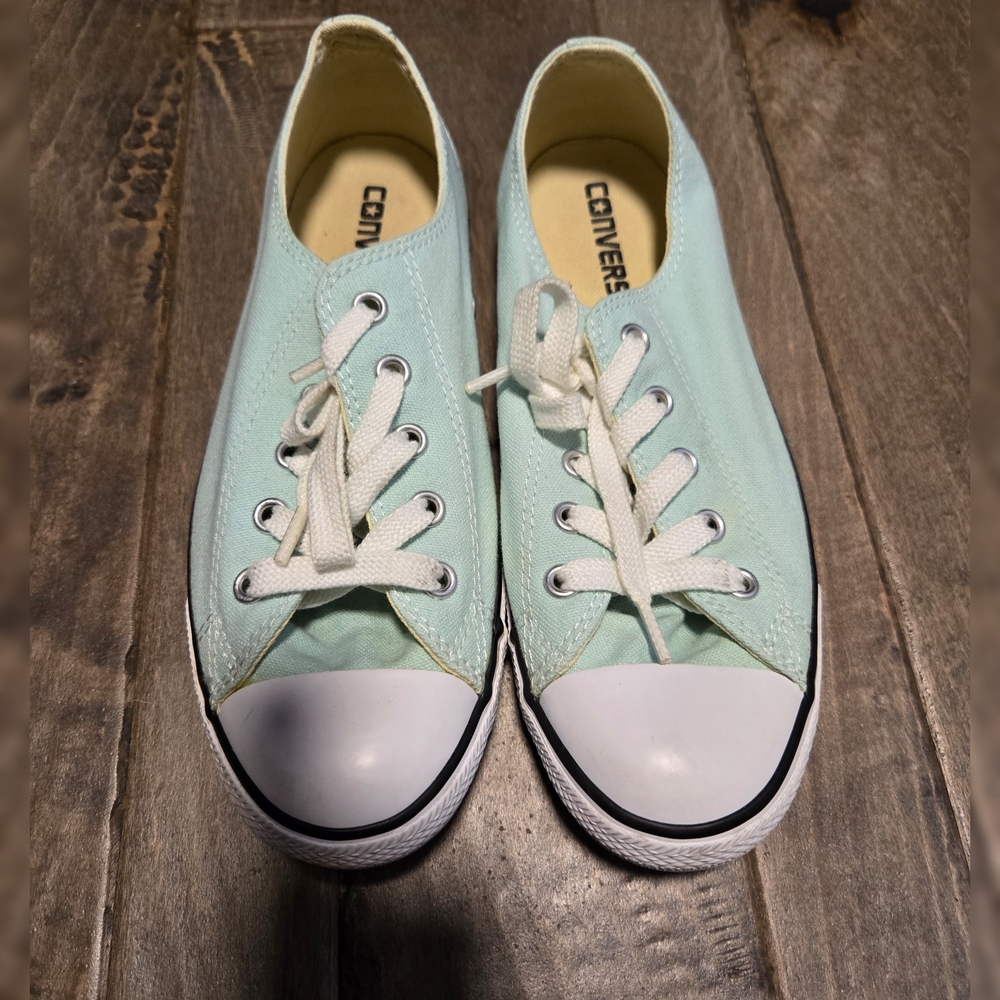 Converse Womens Mint Green Low-Top Sneakers Size 6.5